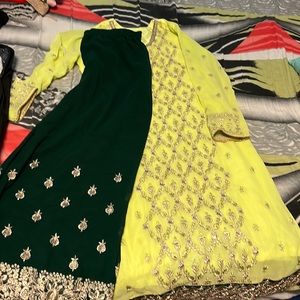 Women size Medium light weight Mehndi Dress plazao pant